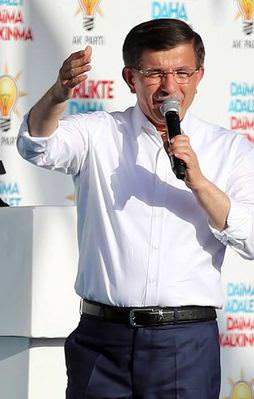 Başbakan'dan gençlere büyük müjde