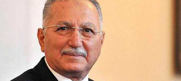 Ekmeleddin seçim tarihini de yanlış söyledi