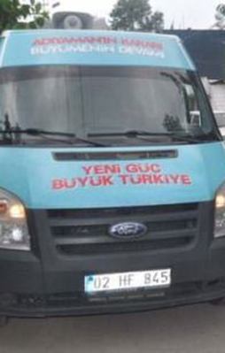 Adıyaman'da Ak Parti minibüsüne ateş açıldı