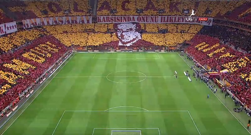 Arena'da müthiş koreografi