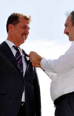 Saadet Partili Belediye Başkanı AK Parti'ye katıldı