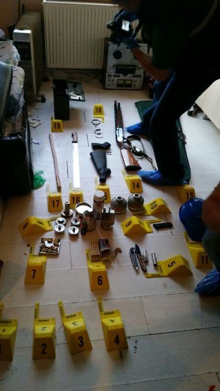 SDP Kadıköy İlçe Binası'na operasyon