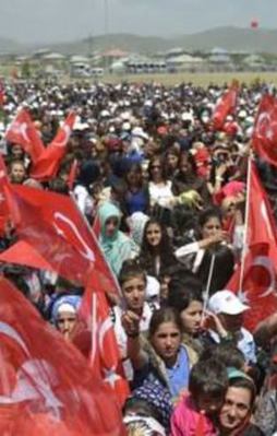 Vatandaş tehditlere aldırış etmedi