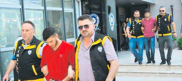Halil’e kıydılar