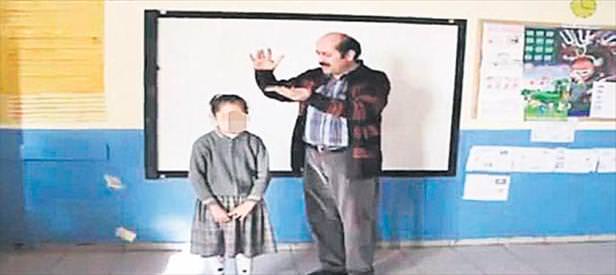 Öğrencileri paraladı