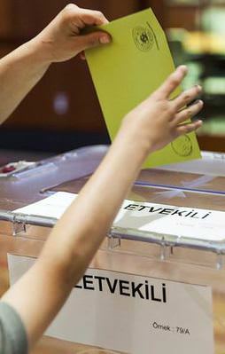 685 bin 158 Türk gurbetçi oy kullandı