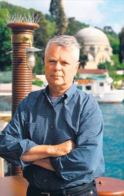 Ödüllü gazeteciye taviz yok