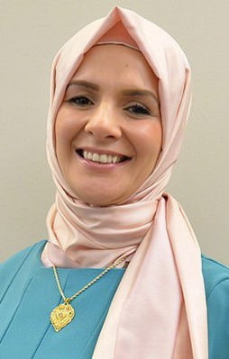 'Parti başkanı başörtümden rahatsızdı'