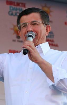 Davutoğlu'ndan yetim aylığı müjdesi