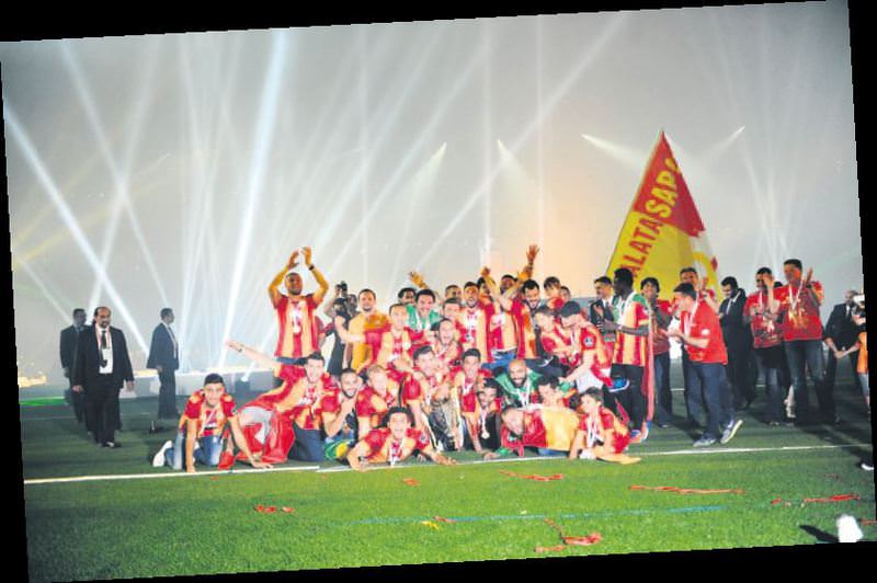 Muslera dev finalde oynamayacak