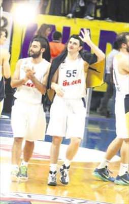 Fenerbahçe seriyi eşitledi Kafkaf'ı dağıttılar