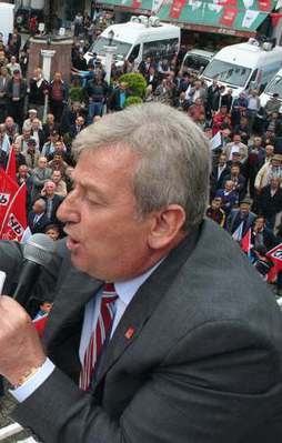 CHP'li aday imamlara ve selaya hakaret etti