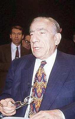 Türkeş 55 yıl önce Cezayir'e silah göndermiş!