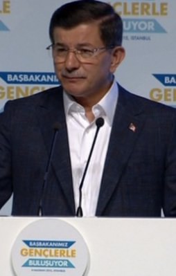 Davutoğlu gençlere vasiyetini açıkladı