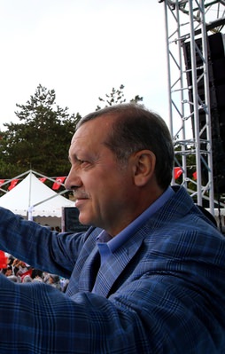 ''Üst akıla pazar günü haddini bildirin''