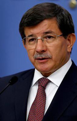Davutoğlu'ndan patlamayla ilgili ilk açıklama