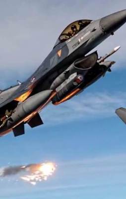 Türkiye Katar'a askeri üs kuracak