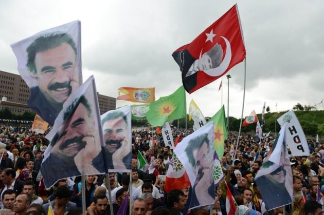 HDP'nin kutlamasında ilginç görüntüler