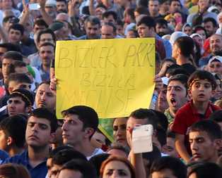 HDP kutlamasında bir skandal daha