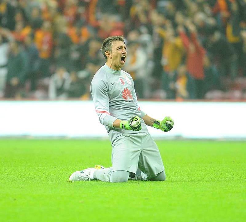 Şeytan'ın gözü Muslera'da