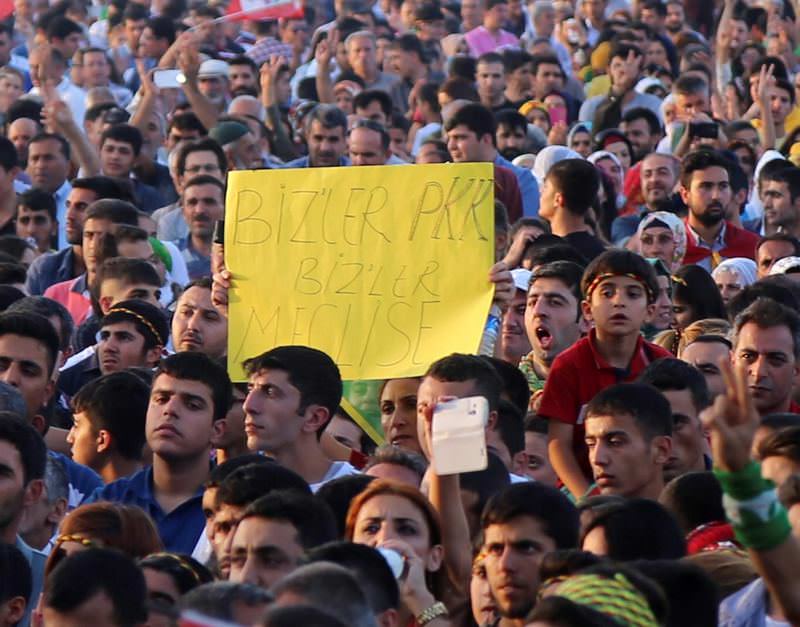 HDP kutlamasında bir skandal daha