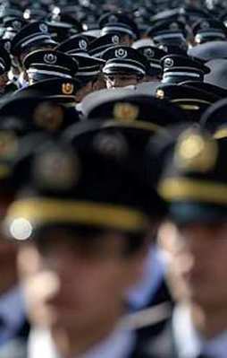 118 emniyet müdürü emekli edildi