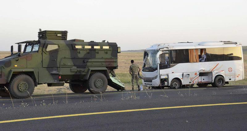 Şanlıurfa'da askeri araç devrildi: 1 şehit