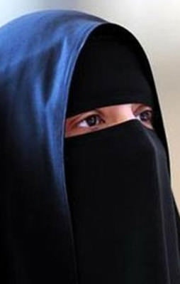 Kanada'da "peçe yasağı"