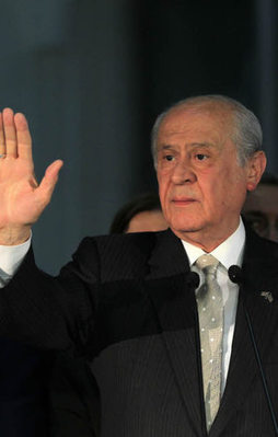 'Koalisyon' konusunda konuşma yasağı