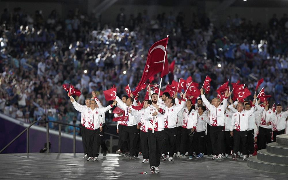 Erdoğan Türk sporcuları ayakta alkışladı-1
