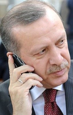 Gül Cumhurbaşkanı Erdoğan'ı aradı