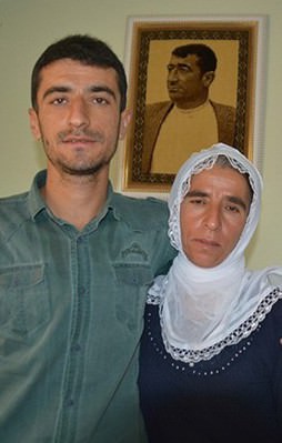 Öldürülen eşinin yerine muhtar seçildi