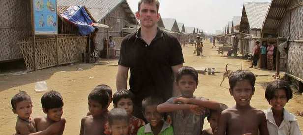 Ünlü oyuncudan Arakanlı Müslümanlara destek