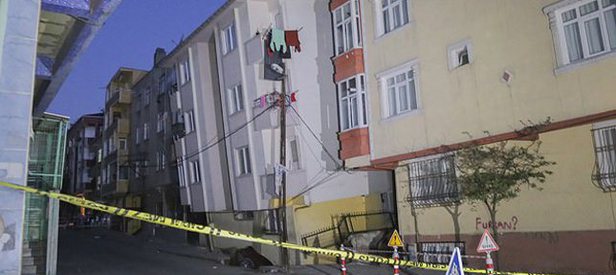 Gaziosmanpaşa’da 5 katlı bina yan yattı