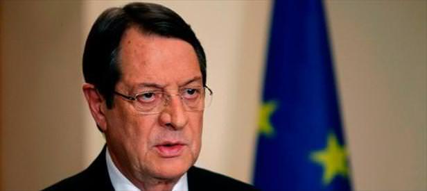 Ey Anastasiadis kendi işine bak