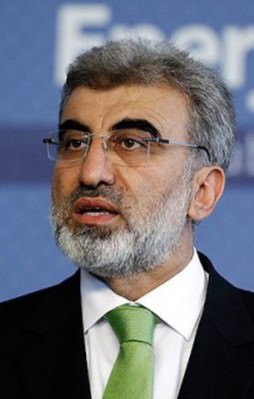 Taner Yıldız o kitabı eleştirdi