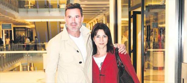 Dedikoduya inat pozu