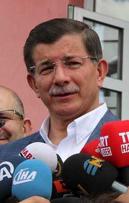 Davutoğlu'ndan taziye mesajı