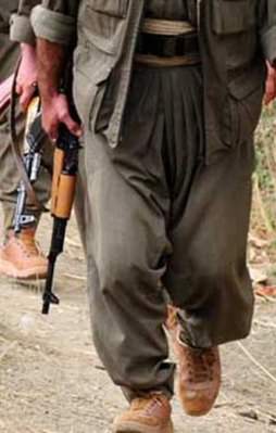 Hakkari'de PKK uçaksavarla saldırdı