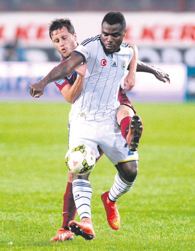 Emenike bombası