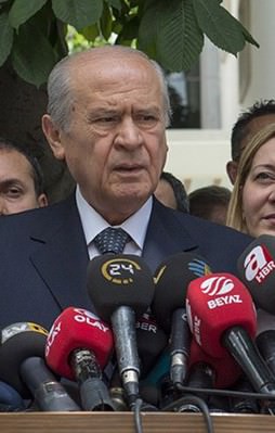 'Demirel sayfasında '4 d' bulunuyor'