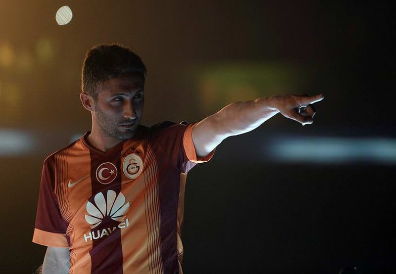 Sabri Sarıoğlu'nun sözleşmesi uzatıldı!