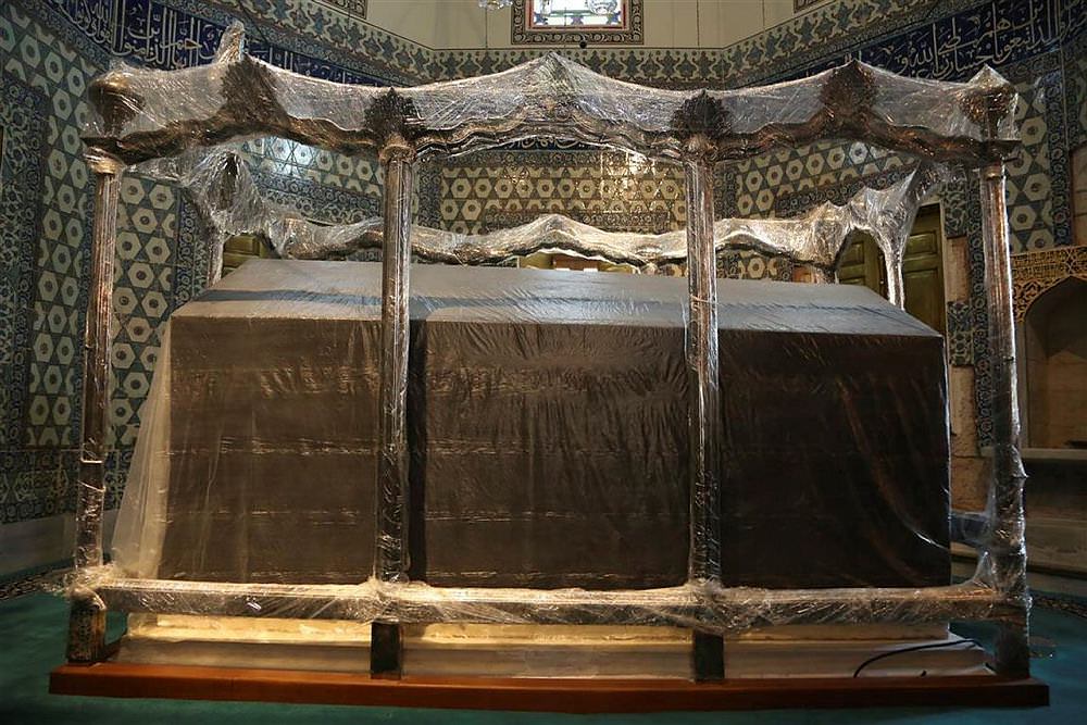 Eyüp Sultan Türbesi dualarla açıldı