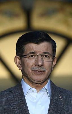 Davutoğlu'ndan koalisyon açıklaması