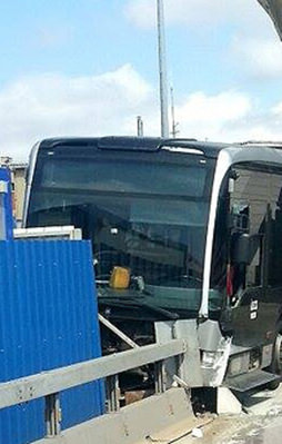 Boğaziçi Köprüsü'nde metrobüs kazası