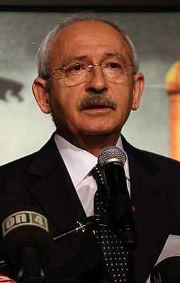 CHP yeni döneme de krizle başladı!