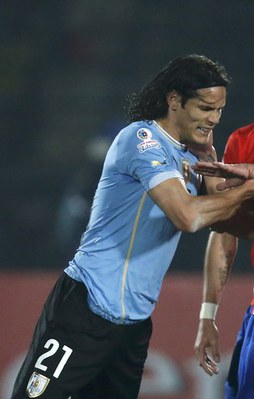 Jara'dan Cavani'ye taciz!