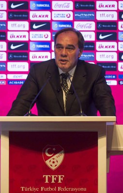 Demirören yeniden TFF başkanı