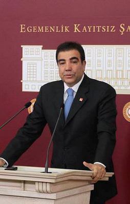 CHP'li Toprak seçmeni aşağıladı