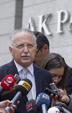 Davutoğlu İhsanoğlu ile görüştü